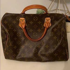 Louis Vuitton 30 Speedy